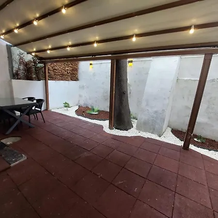 Raya Aparthotel