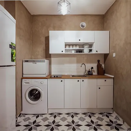 Raya Ξενοδοχείο με διαμερίσματα *